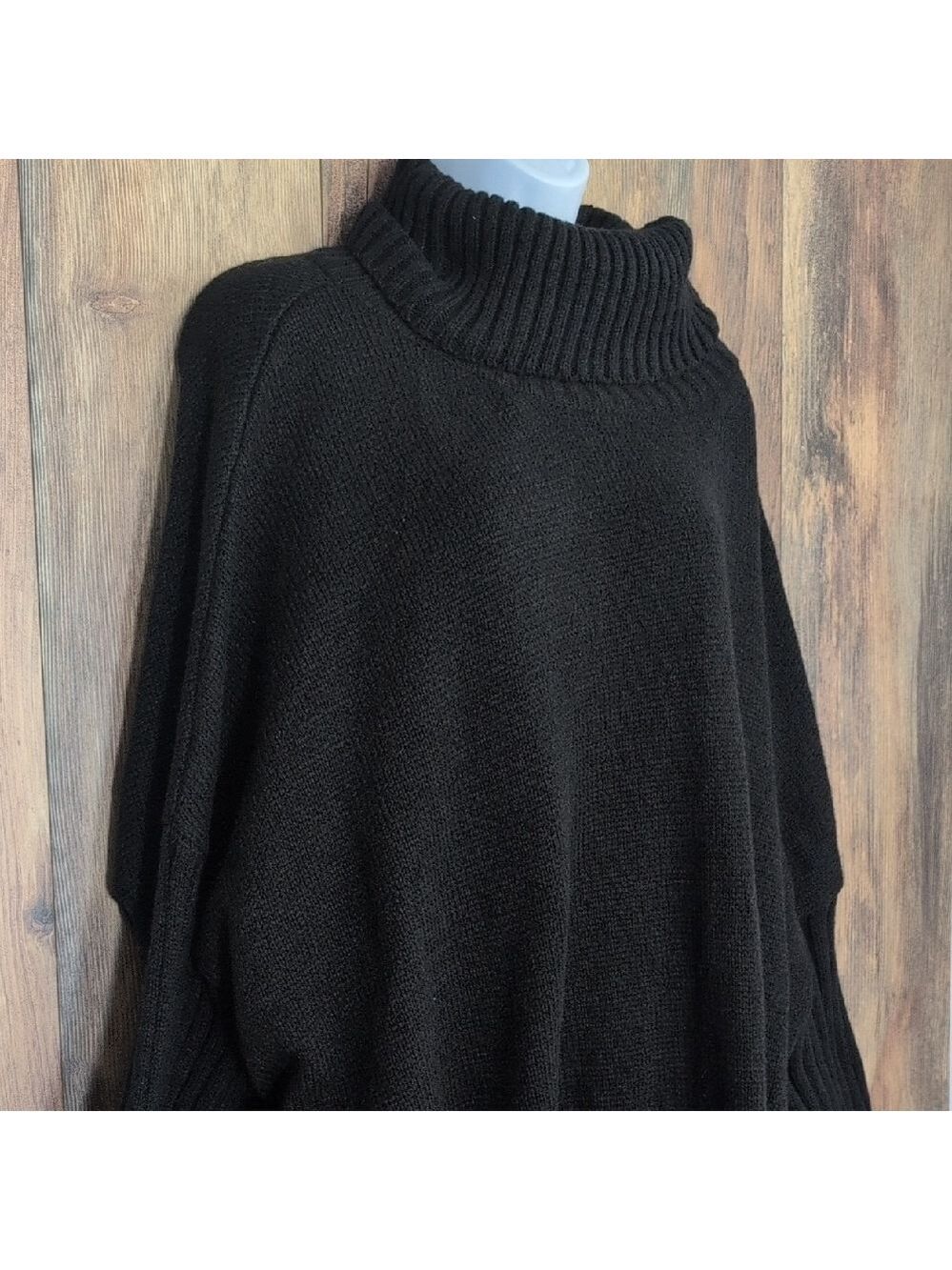 SHEIN Black Cowl Neck Tight Sleeve Sweater 3X                          D421